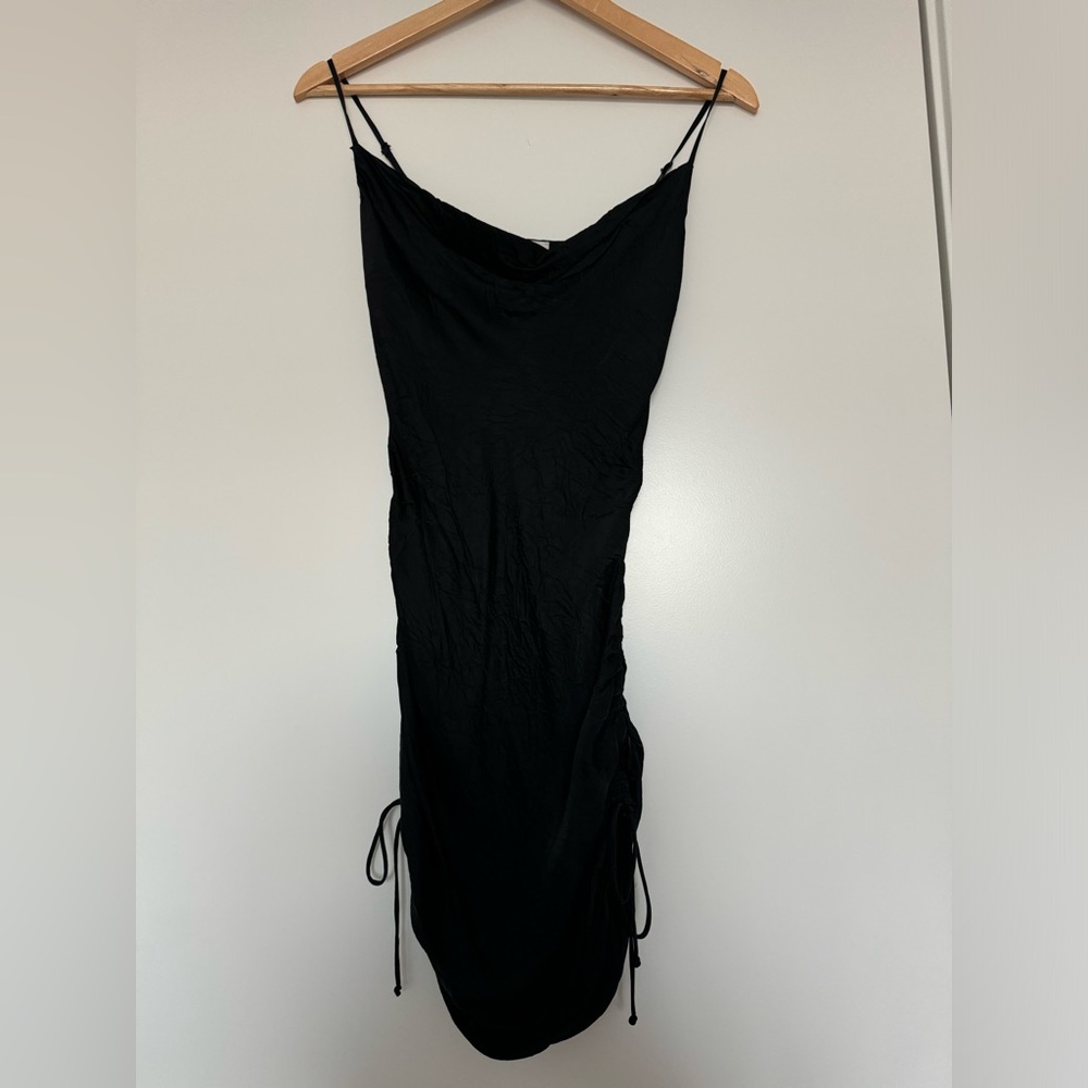 Aritzia Wilfred Only Adjustable Ruched Slip Cupro Dress Size S Black